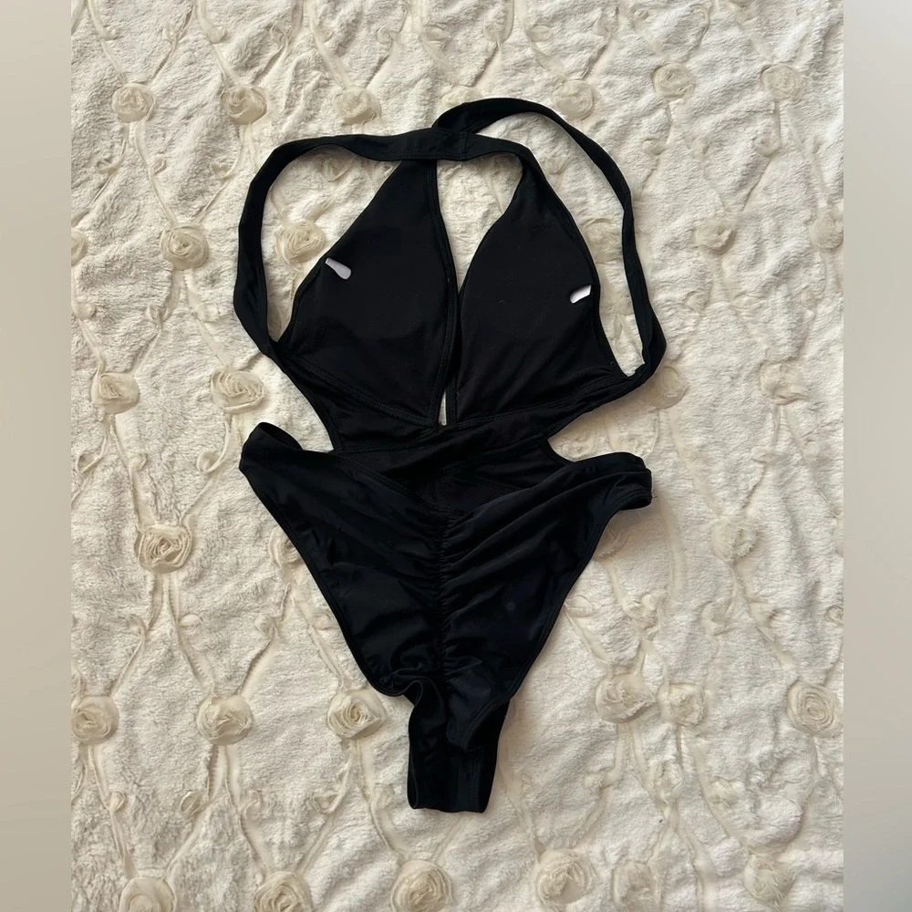 5 NEW Women’s One Piece Swimsuit Lot/Set! So CUTE! Stretch, Padded, Puckerbutt 🔥 - Picture 10 of 10